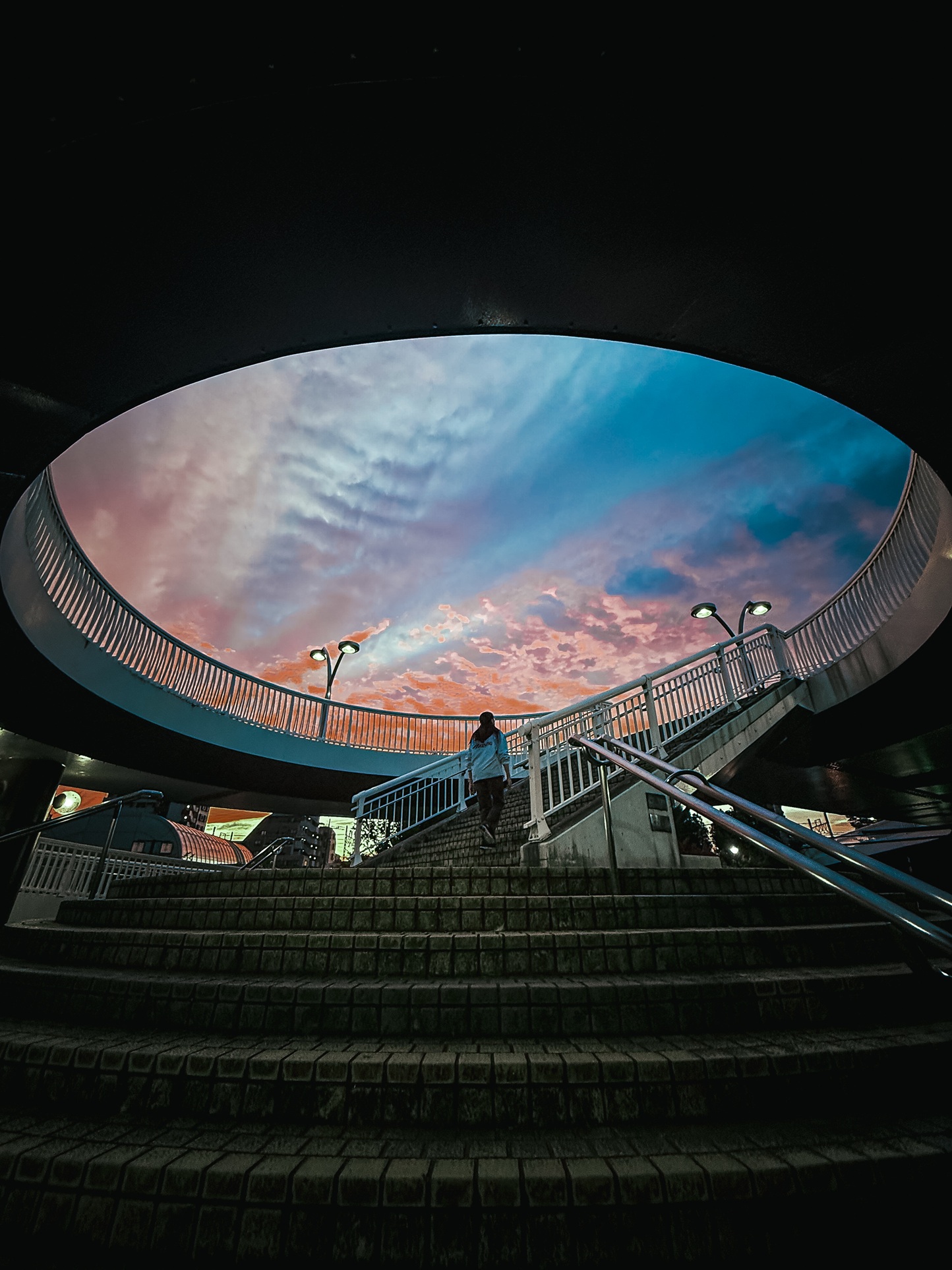 青空から夕焼けへのグラデーション