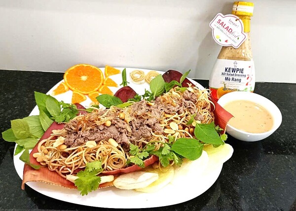 Gỏi hoa chuối trộn xốt mè rang giảm 1/2 béo