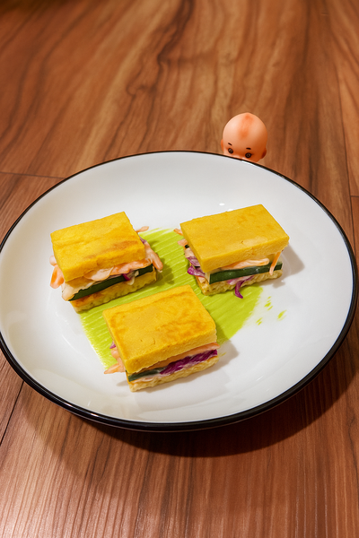Tamagoyaki Tempe Sandwich