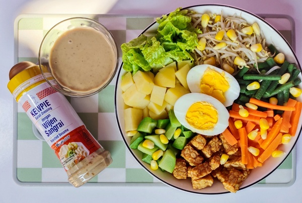 Authentic Indonesian Salad