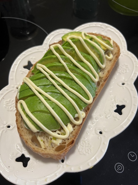 Everyday summer breakfast- avocado plate