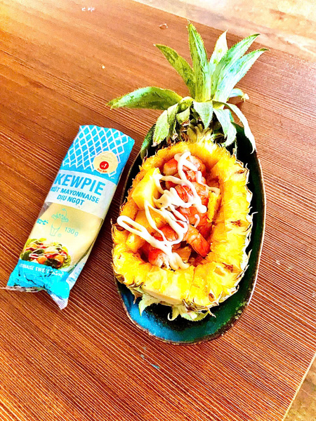 Prawn and pineapple salad