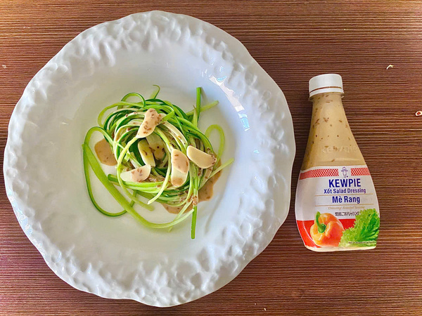Vege- noodle salad