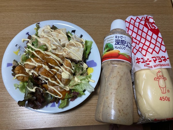 マヨネーズと深煎りごまがあれば間違いなしサラダ