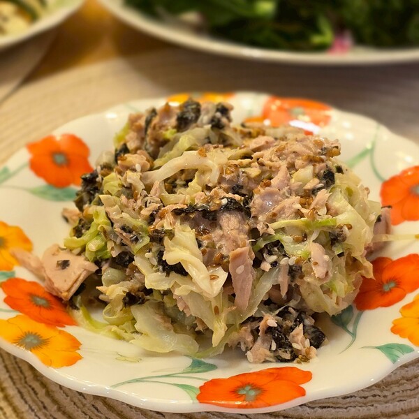 Tuna & Cabbage Salad with Roasted Sesame Dressing