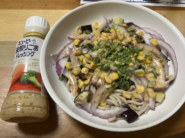全て自家製野菜たっぷり蕎麦サラダ