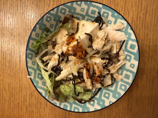 ピリ辛豆腐サラダ
