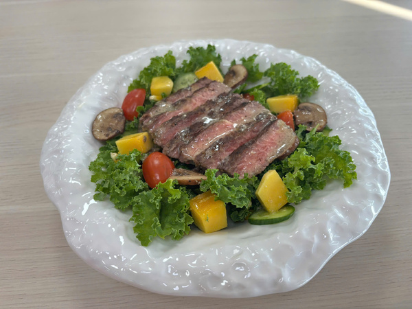 Beef truffle Salad