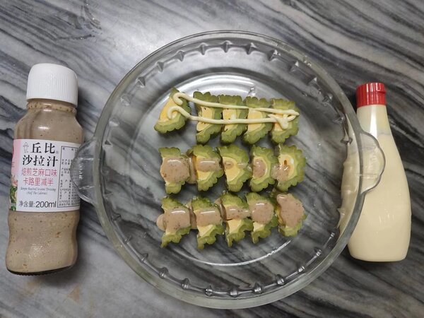 苦瓜沙拉蛋