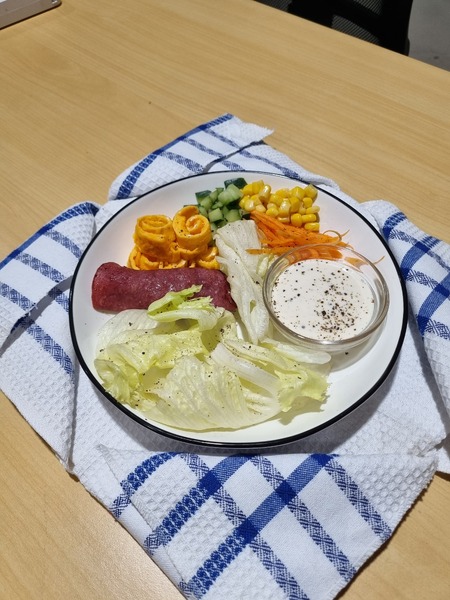 Mama Salad