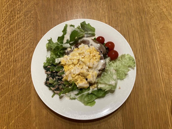 タマゴと豚ロースのダイエットサラダ