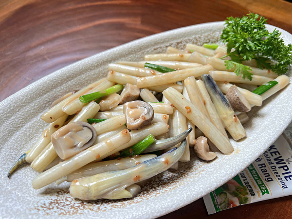 Vietnamese lotus root salad with Me Rang Yuzu dressing