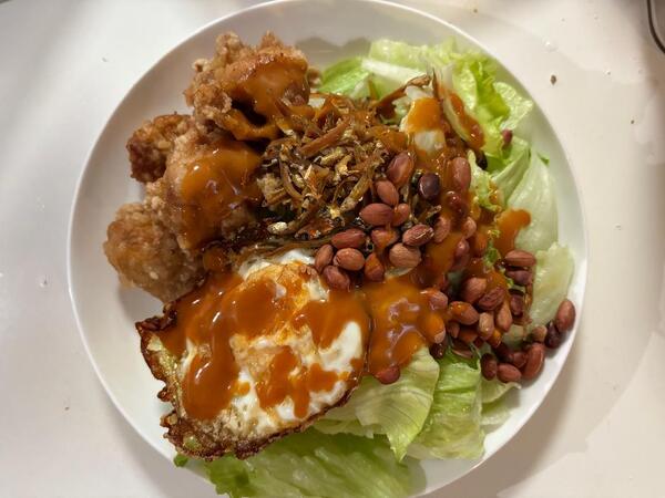Spicy Karaage  salad（ナシレマ風）