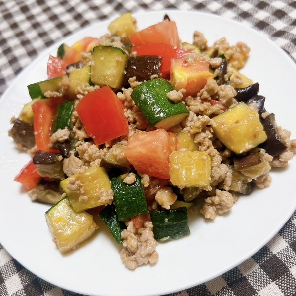 夏野菜のスタミナ旨辛味噌炒め